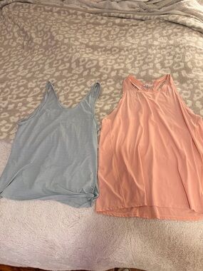 Set of 2 Athleta Tank Tops